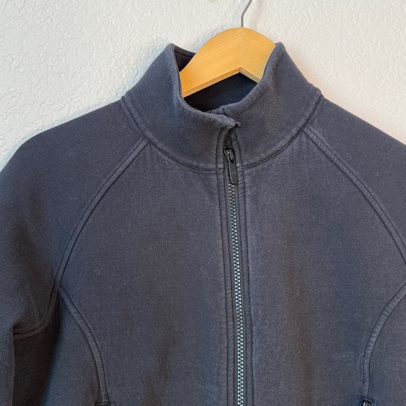 Lululemon Zip-Up Jacket Fitted Black size 8 Medium - Picture 2 of 11